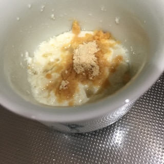 【離乳食・初期】豆腐のきな粉あえ・良質のたんぱく質